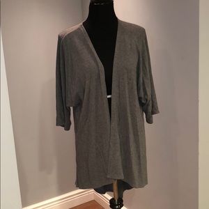 LuLaRoe Small Lindsay Kimono